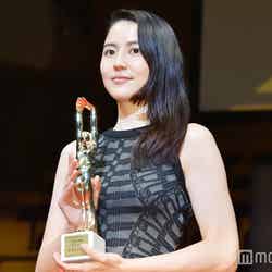 「第70回毎日映画コンクール」女優助演賞を受賞した長澤まさみ（C）モデルプレス
