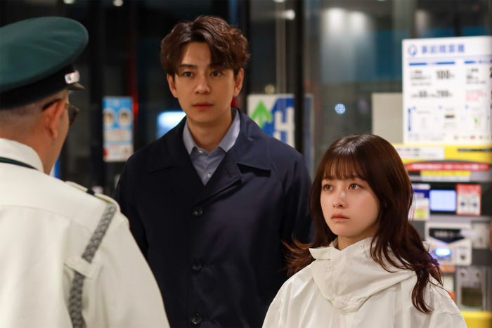 三浦翔平、橋本環奈「天久鷹央の推理カルテ」第3話(C)テレビ朝日