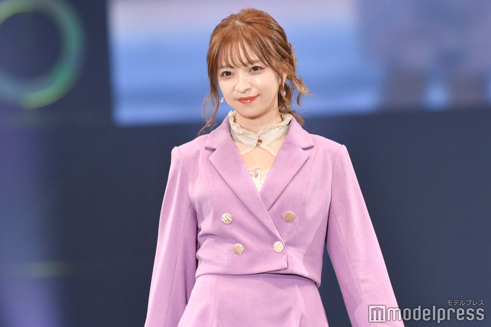 ヘラヘラ三銃士・さおりん、胸元デザインがセクシー “ルダハート