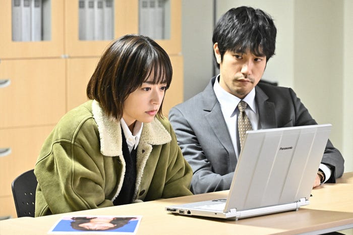 井上真央、松山ケンイチ/ 「100万回 言えばよかった」第3話より(C)TBS