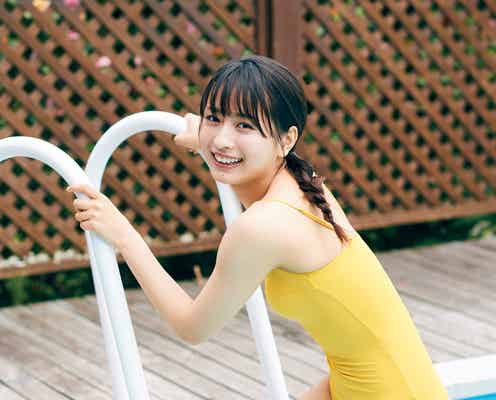ロン・モンロウ、水着で透明美肌輝く