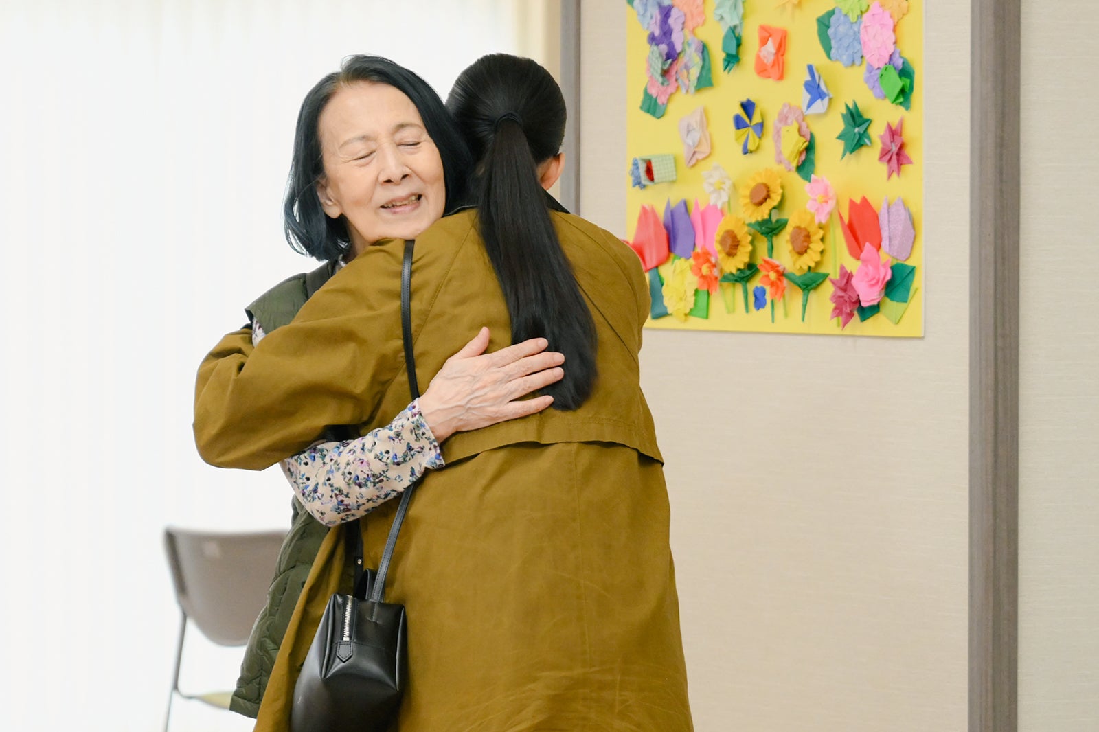 銀粉蝶、新木優子「DOPE　麻薬取締部特捜課」第8話（C）TBS