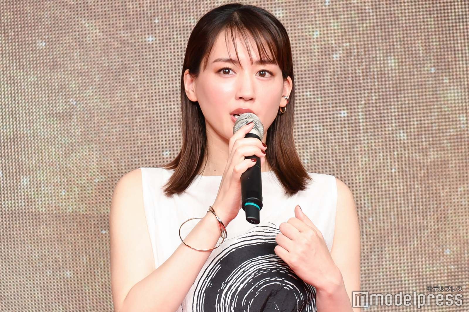 綾瀬はるか（C）モデルプレス