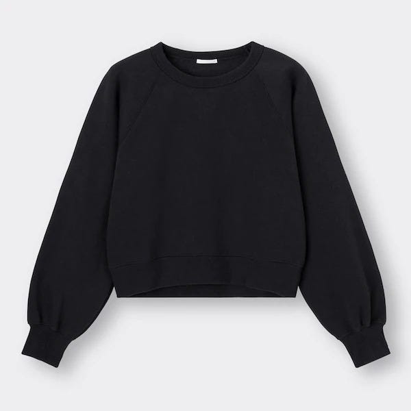 GU　カラーストール　小物使い　おしゃれ上級者　EccO　イラスト　クロップドスウェットプルオーバー