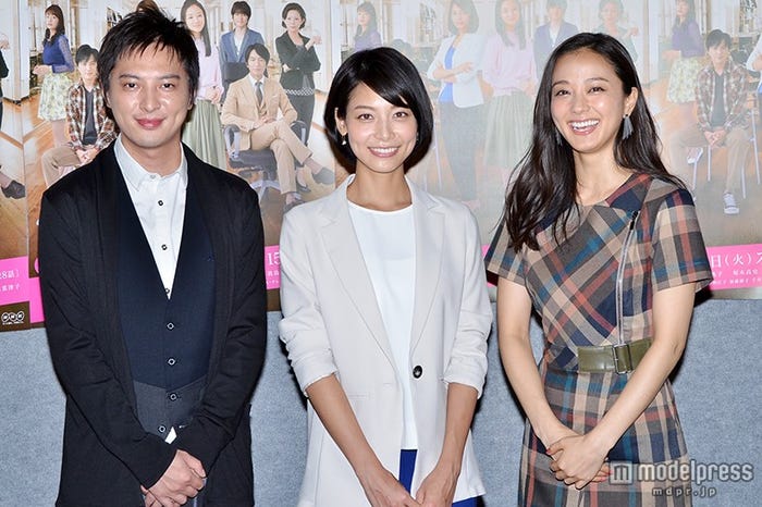 (左から)塚本高史、相武紗季、中越典子