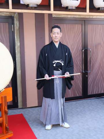 中村勘九郎 浅草寺で「中村座」公演前に「一番太鼓の儀」開催 あいさつでは中村鶴松の復帰を報告