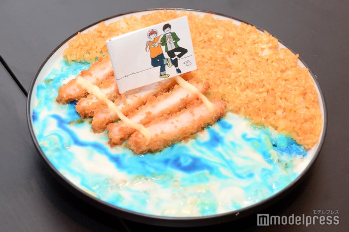 【きょんくま】カレーの上で“イカダ”漂流生活！！（C）ビューティーガール