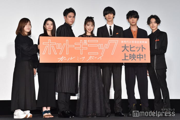 山戸結希監督、桜田ひより、間宮祥太朗、堀未央奈、清水尋也、板垣瑞生、上村海成/ 「ホットギミック」初日舞台挨拶より(C)モデルプレス
