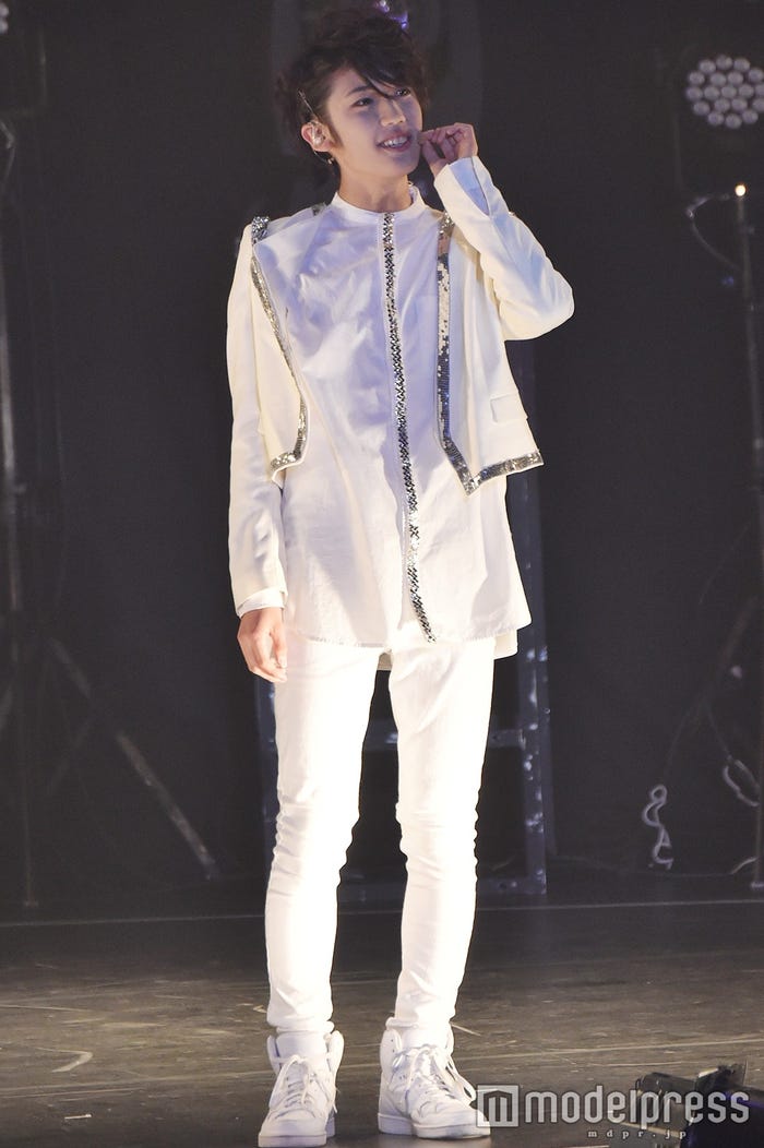 G=AGE(C)モデルプレス