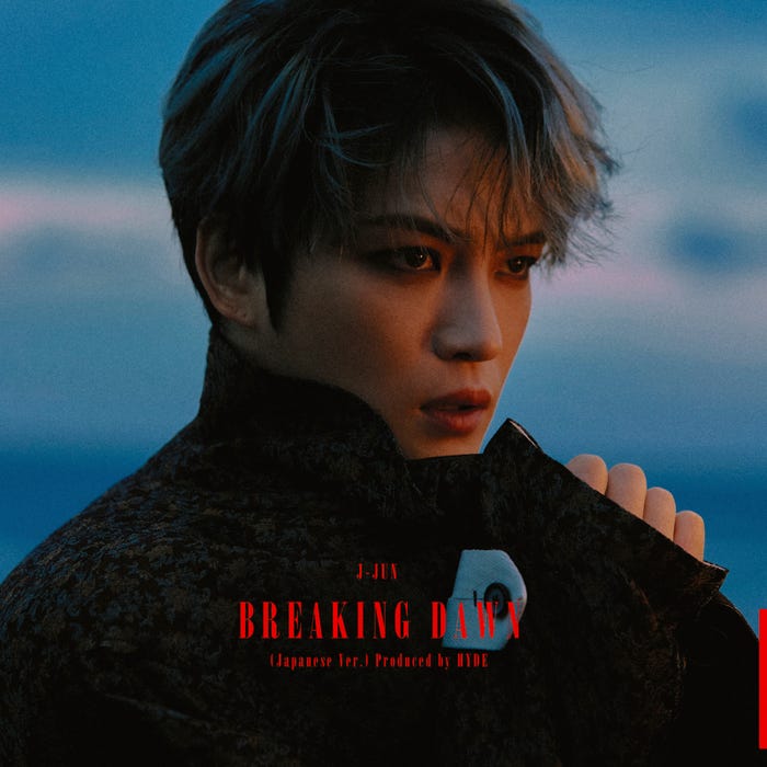 「BREAKING DAWN (Japanese Ver.)Produced by HYDE」TYPE B (提供写真)