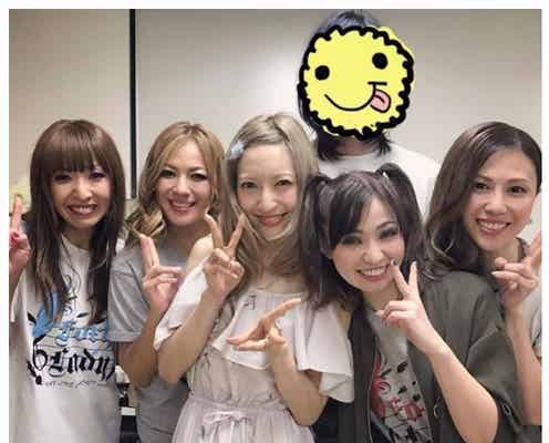 神田沙也加、結婚発表の村田充とMAXのライブに参加 MAXから結婚の祝福も