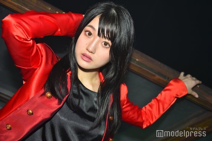 吉本坂46 可愛すぎる新喜劇女優 小寺真理 8 6秒バズーカー田中シングルとキス寸前シーン Red Mv撮影密着インタビュー2 モデルプレス 吉本坂46 可愛すぎる新喜劇女優 小寺真理 8 6秒バズーカー田中シングルとキス寸前シーン Red Mv撮影密着インタビュー2 モデルプレス