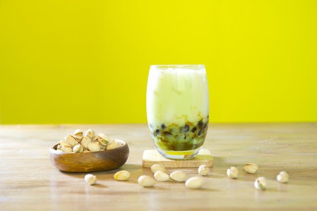 「ピスタチオミルク」Mサイズ ￥580、Lサイズ￥700（税込）／画像提供：有限会社 A.S.P