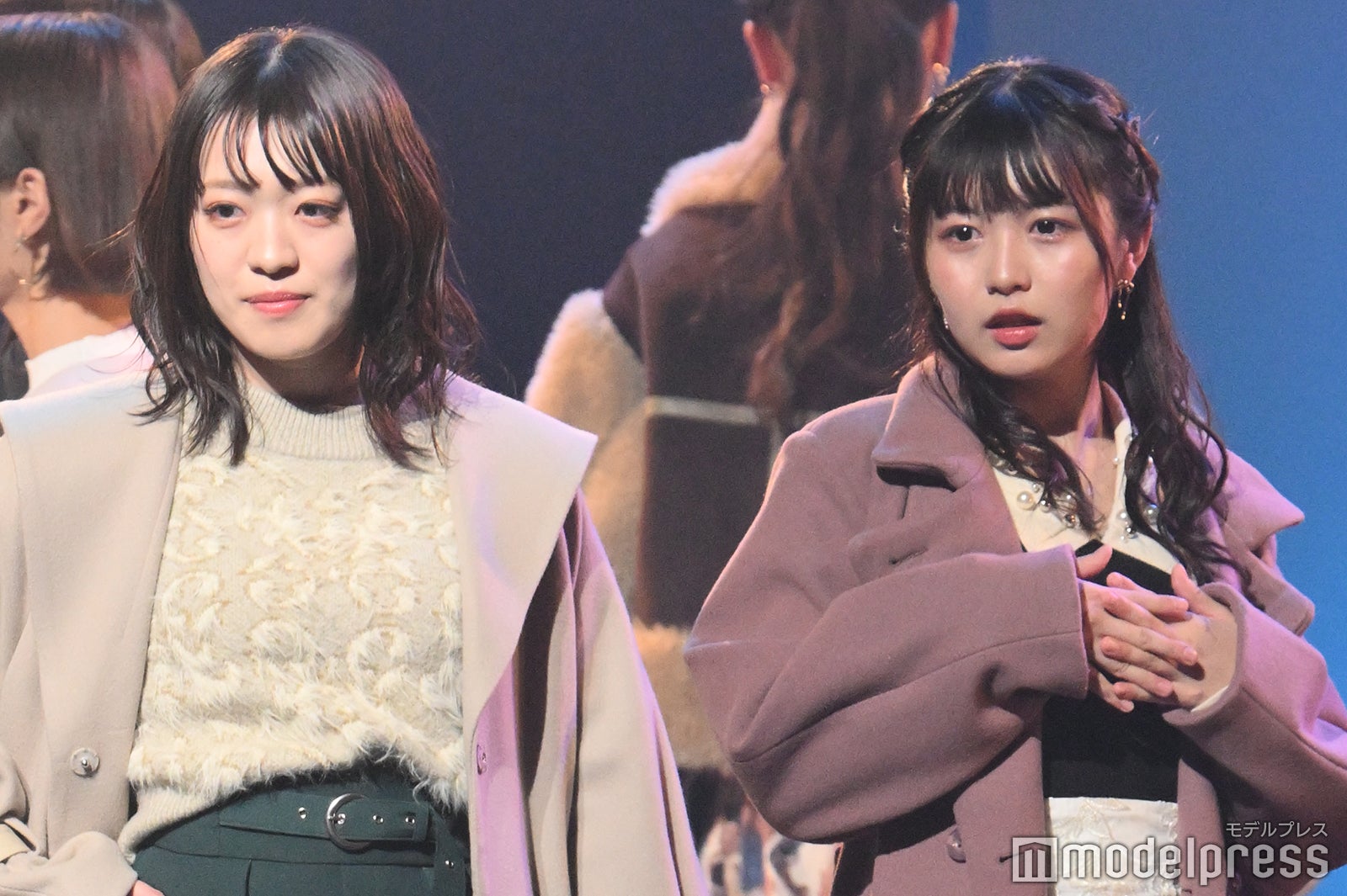 佐藤佳奈子＆坂本結菜（C）モデルプレス