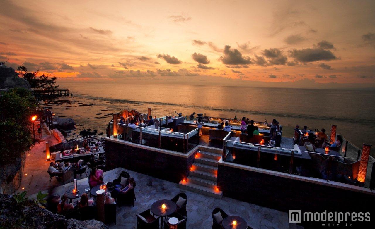 サンセットのベスト観賞スポットとして有名／画像提供：アヤナ リゾート＆スパ バリ
