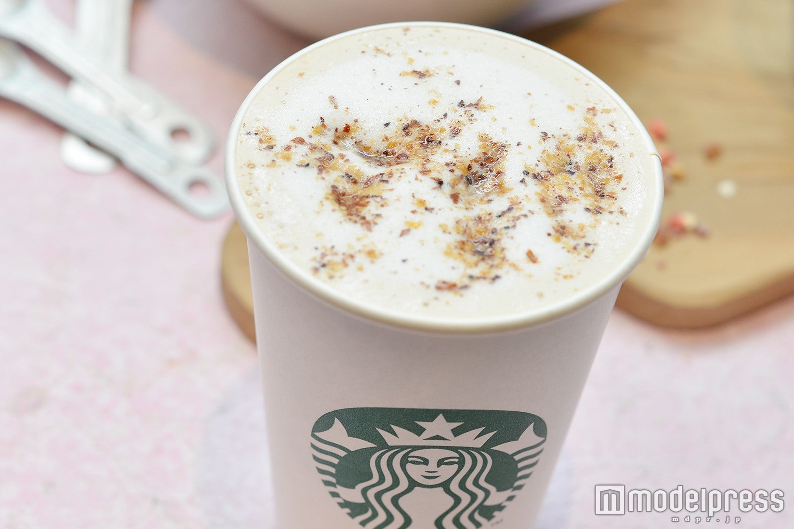 トッピングのアーモンドオーツシュガー （C）モデルプレス