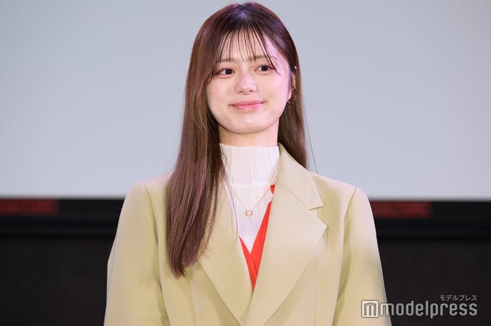 紺野彩夏(C)モデルプレス