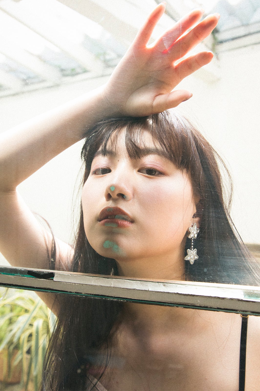 鶴嶋乃愛／「鶴嶋乃愛～fuwamilyに捧げる“のあにゃん”初のフォトブック～」（C）角川春樹事務所「恋と呼ばせて」