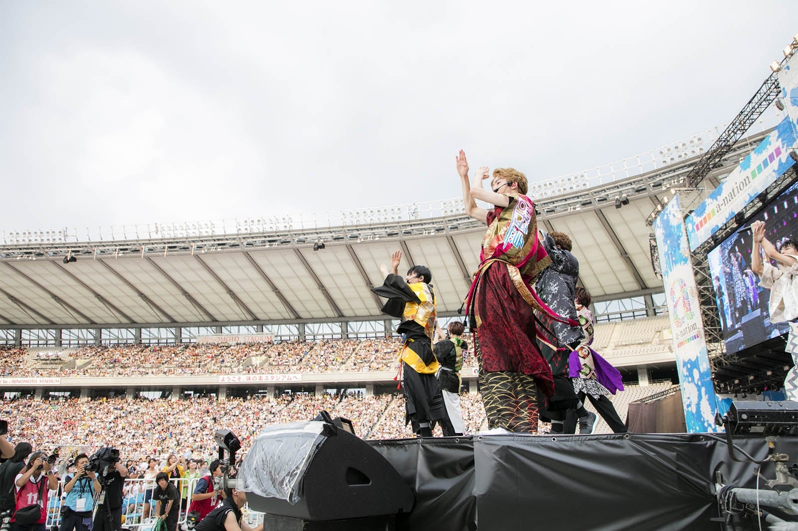 超特急（写真提供：SDR）