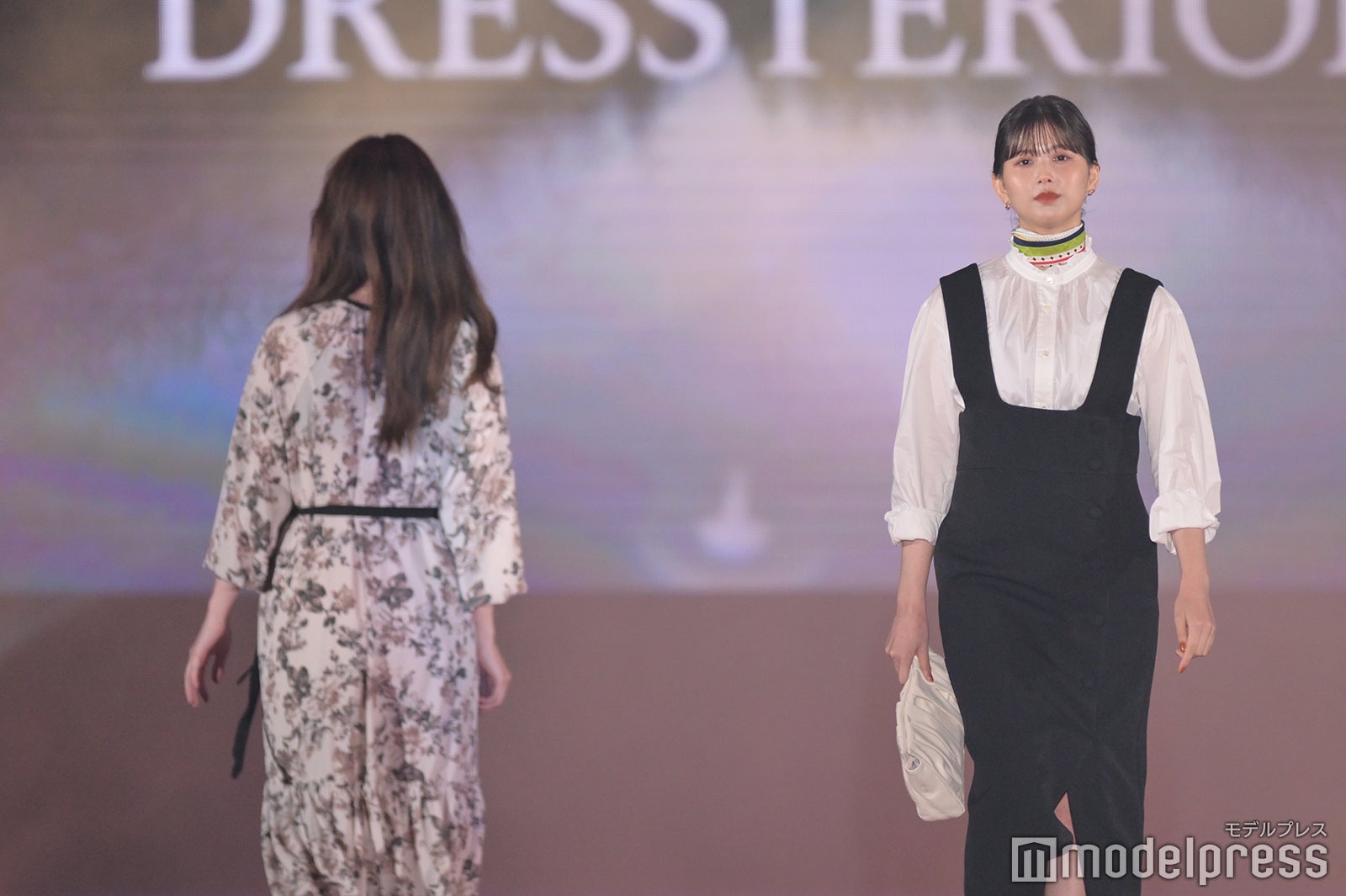 （C）モデルプレス