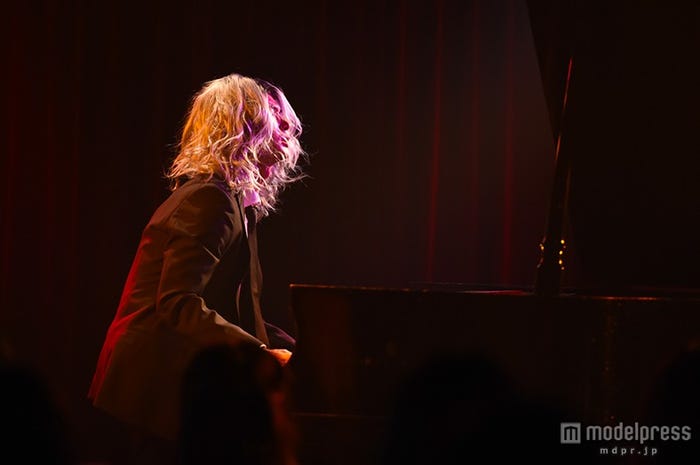 BABY(綾野剛)/(C)TBS