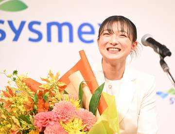 「キュンキュンする」電撃結婚発表の坂本花織さん、明かした会見前の夫からの一言に反響「旦那様わかってるやんwww」「いいコンビすぎる」