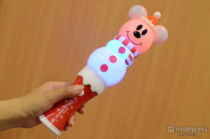 スイッチを入れると色々な光が点灯