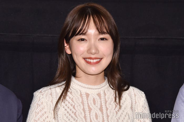 飯豊まりえ(C)モデルプレス