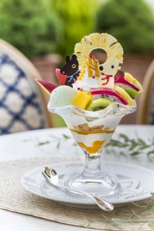 トロピカルマンゴーパフェ／画像提供：富士急行