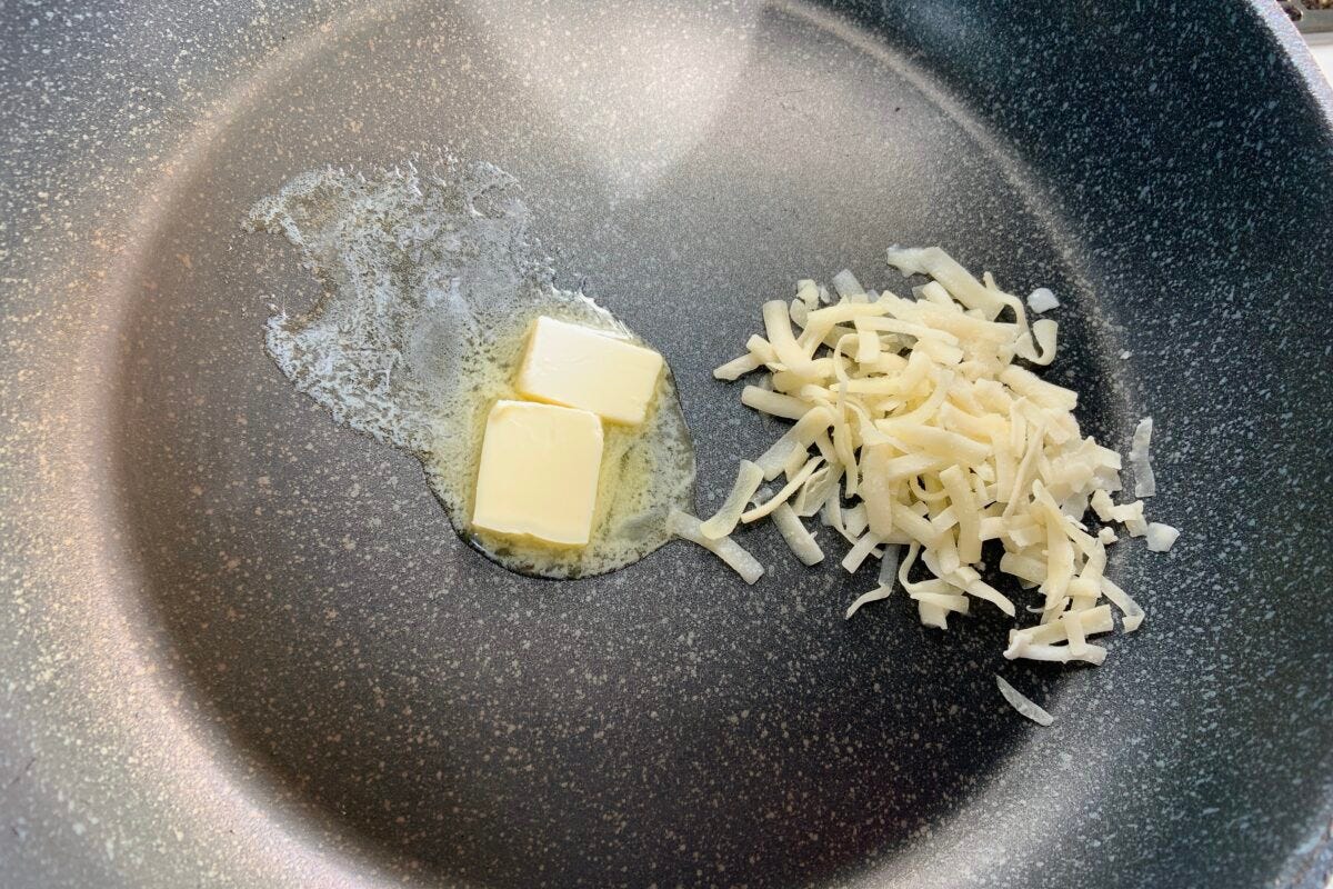 焼きチーズのレーズンゴールド