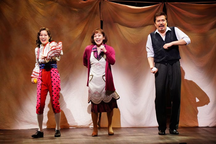 (左から)熊谷彩春、大竹しのぶ、今井清隆「GYPSY」より/撮影:田中亜紀(提供写真)