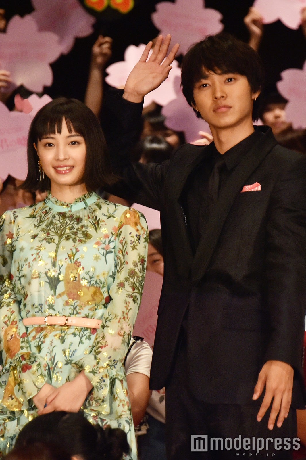 広瀬すず、山崎賢人（C）モデルプレス