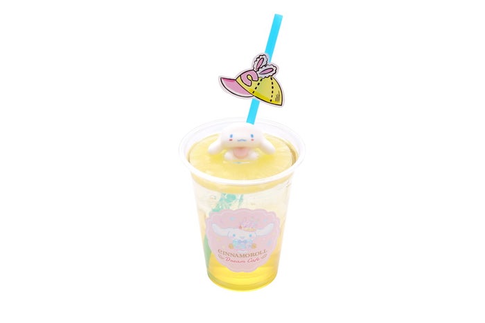 アップルレモンサイダー 800円(C)2022 SANRIO CO.,LTD.TOKYO,JAPAN 著作 株式会社サンリオ