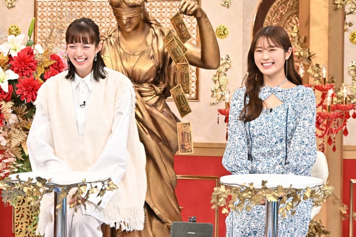 佐藤栞里、渋谷凪咲(C)TBS