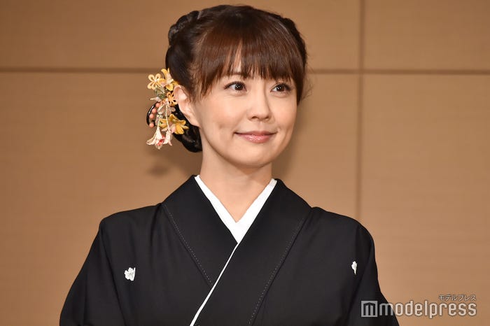 小林麻耶 (C)モデルプレス