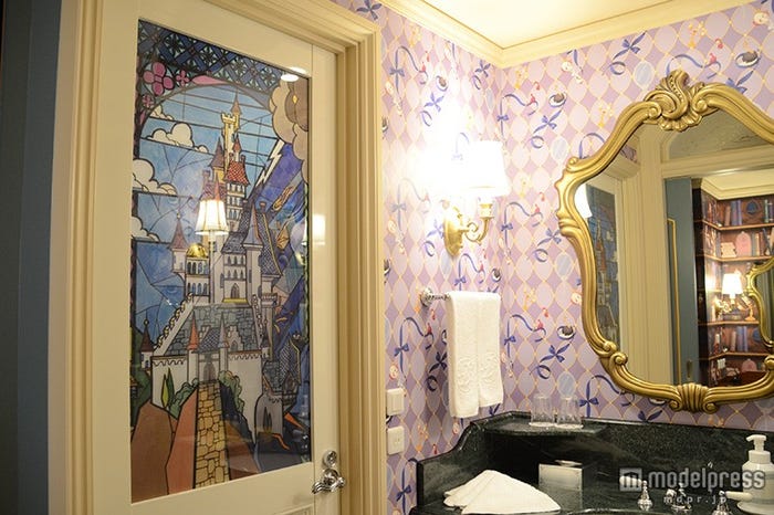 ディズニー美女と野獣ルームのバスルーム