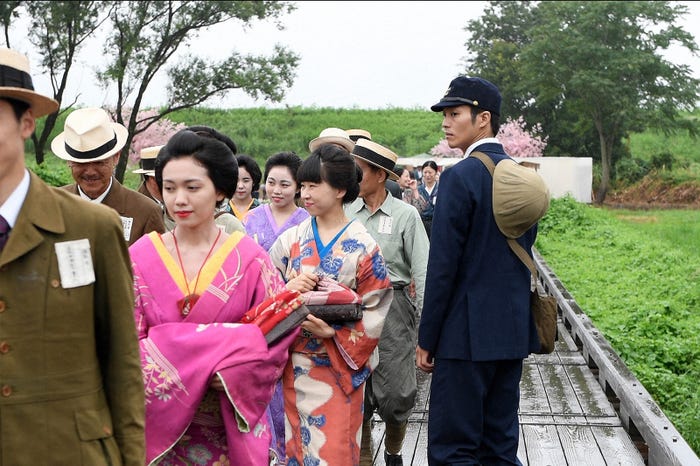 二階堂ふみ、松坂桃李/「この世界の片隅に」第6話より(C)TBS