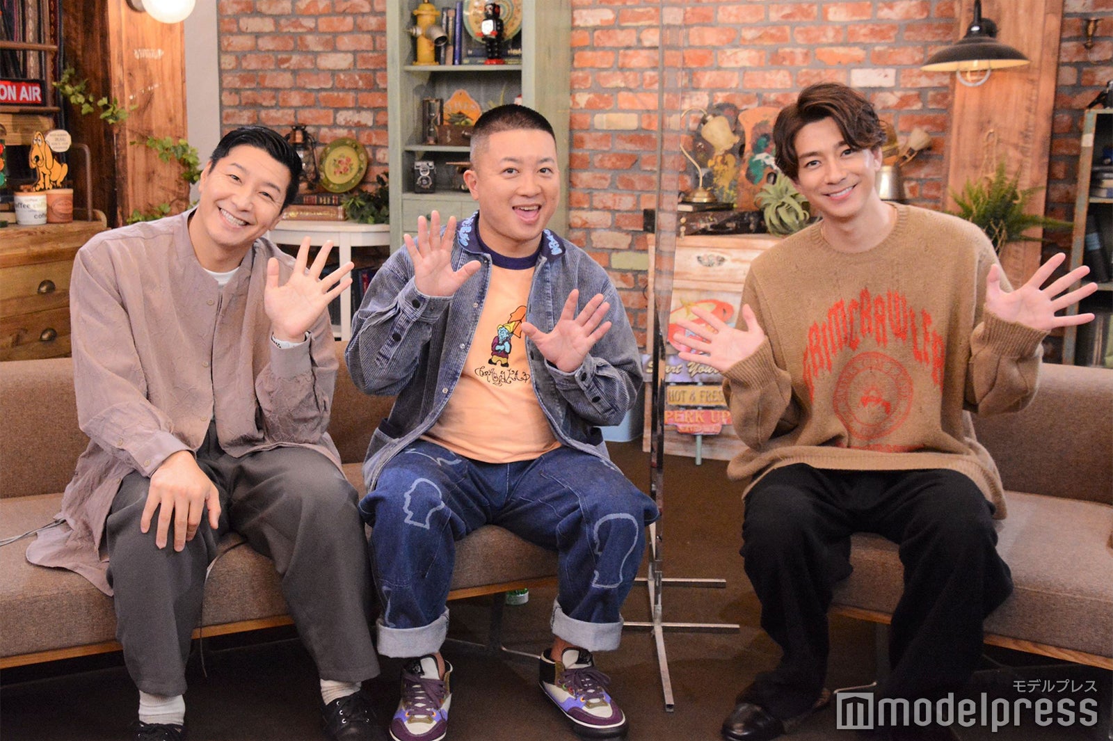 チョコレートプラネット（長田庄平、松尾駿）、三浦翔平 （C）モデルプレス