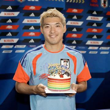 堂安 決めるぞ28歳での初弾 バースデー翌日にゴール宣言 「間違いなく点を取れる時間が来る」