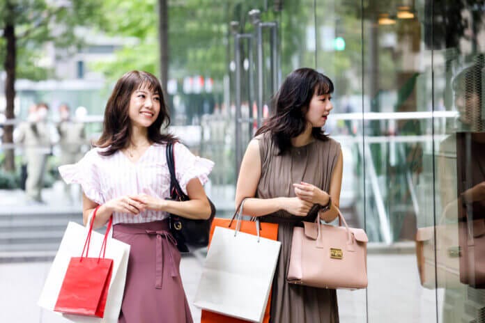 女性が結婚を後悔したこと4:お金の使い方(節約)に無頓着