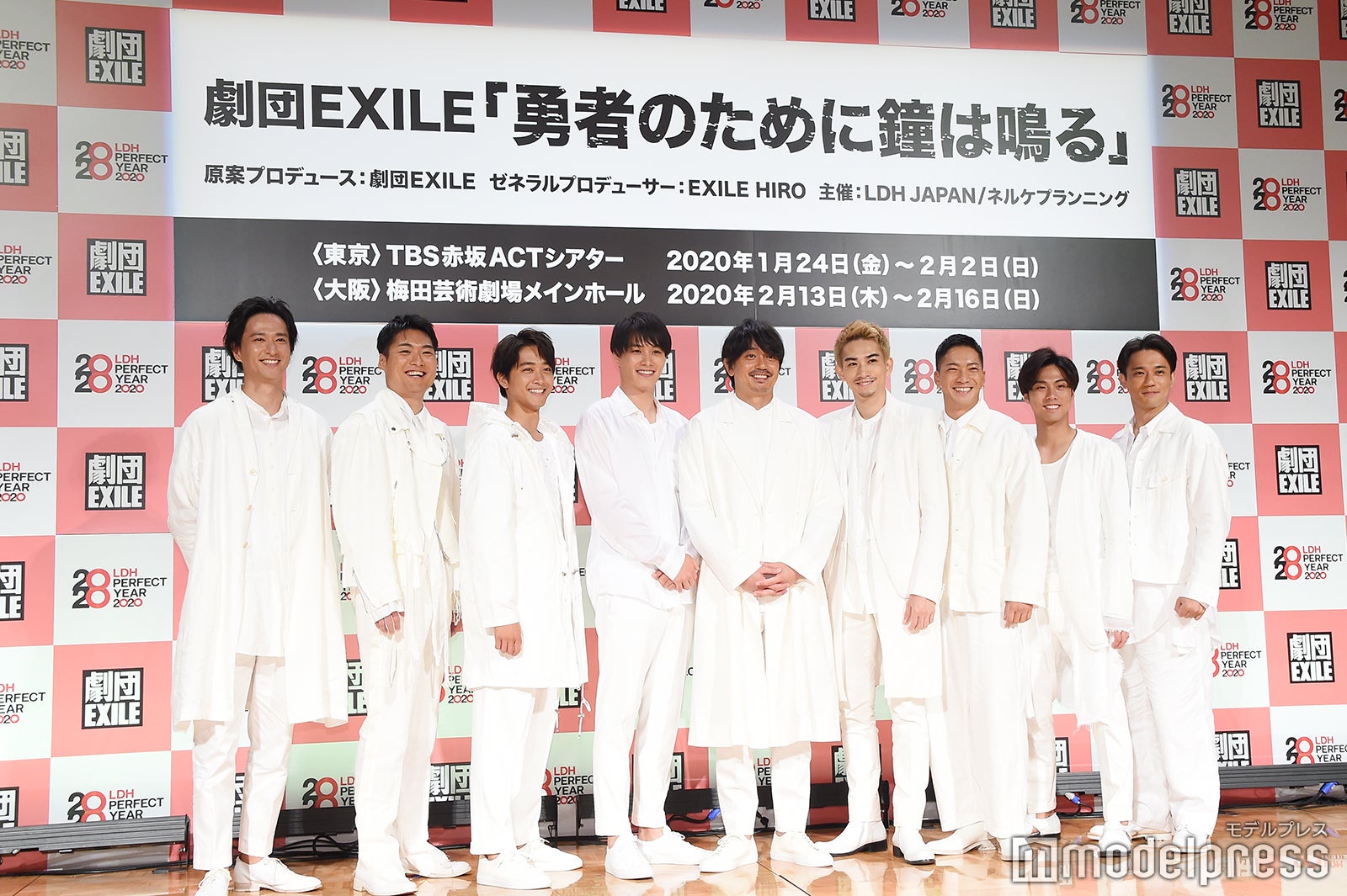 劇団EXILE（左から）秋山真太郎、八木将康、佐藤寛太、鈴木伸之、青柳翔、町田啓太、SWAY、小野塚勇人、小澤雄太（C）モデルプレス