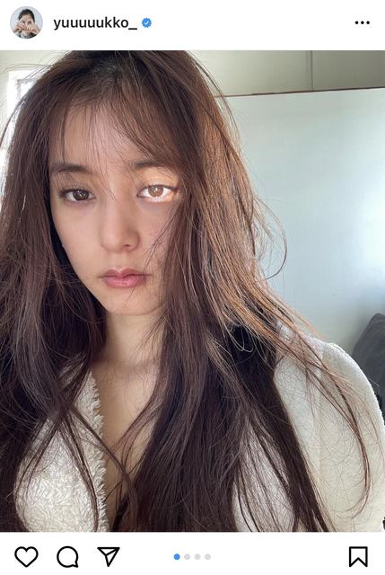 もはやアート 神々しい 新木優子 幻想的な自撮りショット4連発に注目集まる モデルプレス もはやアート 神々しい 新木優子 幻想的な自撮りショット4連発に注目集まる モデルプレス