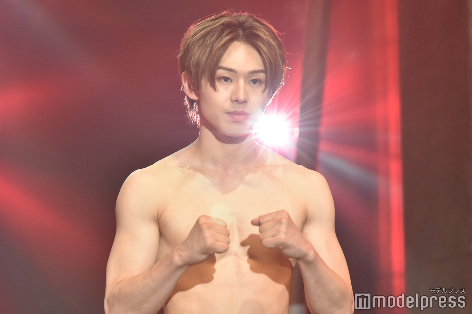 EIKU（C）モデルプレス