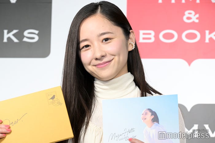 堀田真由(C)モデルプレス