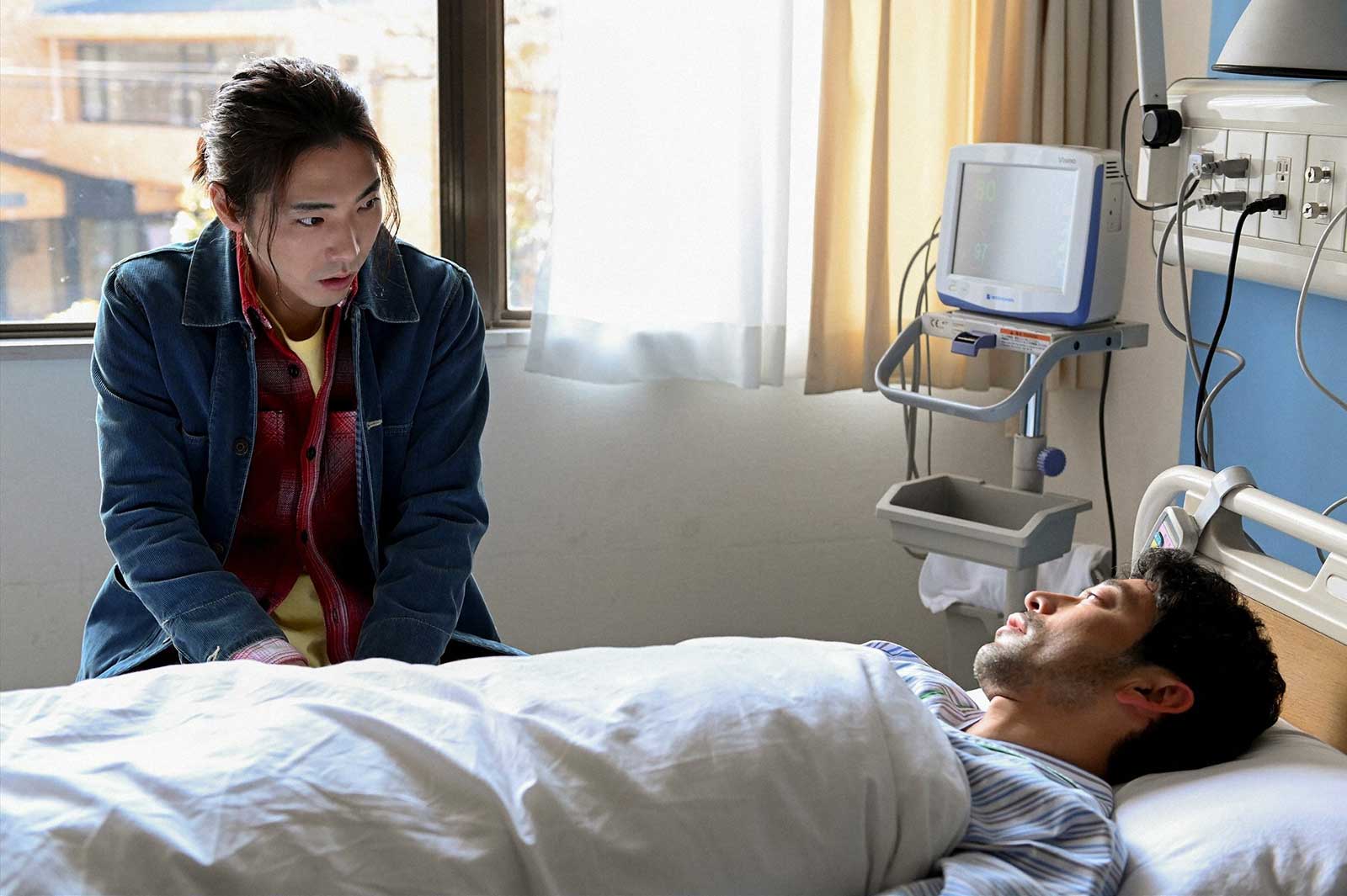 柄本佑、迫田孝也「天国と地獄 ～サイコな2人～」第8話より（C）TBS