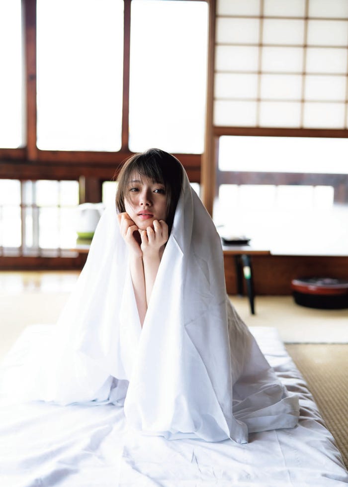 市川美織(C)GENKOSHA Co.,Ltd. 2019