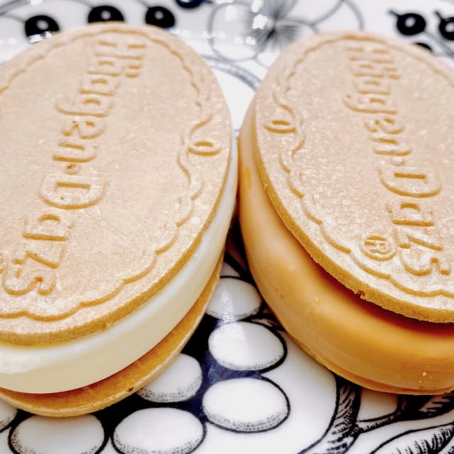 ハーゲンダッツ大人なクリスピーサンド「クワトロフォルマッジ」