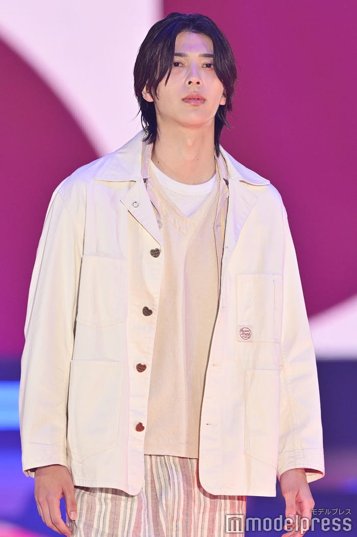 ふかわ。(C)モデルプレス