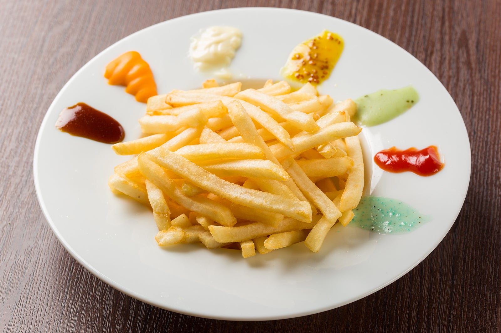 フレンチフライポテトパレットスタイル／画像提供：GINZA RAKUGAKI Cafe＆Bar by Pentel