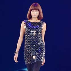モデルプレス - ローラ、ボブスタイルでイメージ一新 「TGC 2014A/W」トップバッター